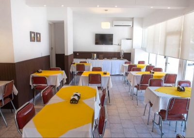 Sala de estar y desayunador