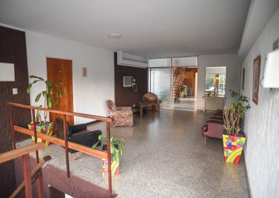 Hall primer piso