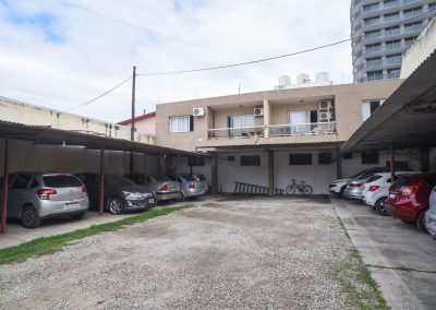 Cochera techada